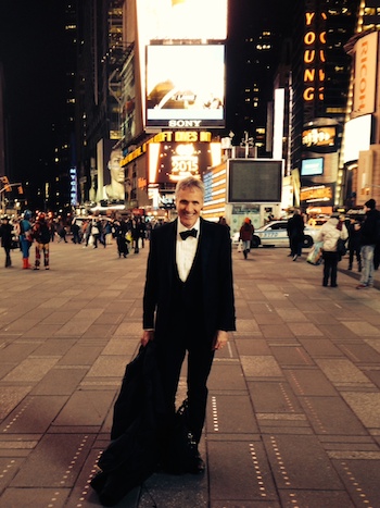 God in Times Square: Rick Hamlin in Times Square
